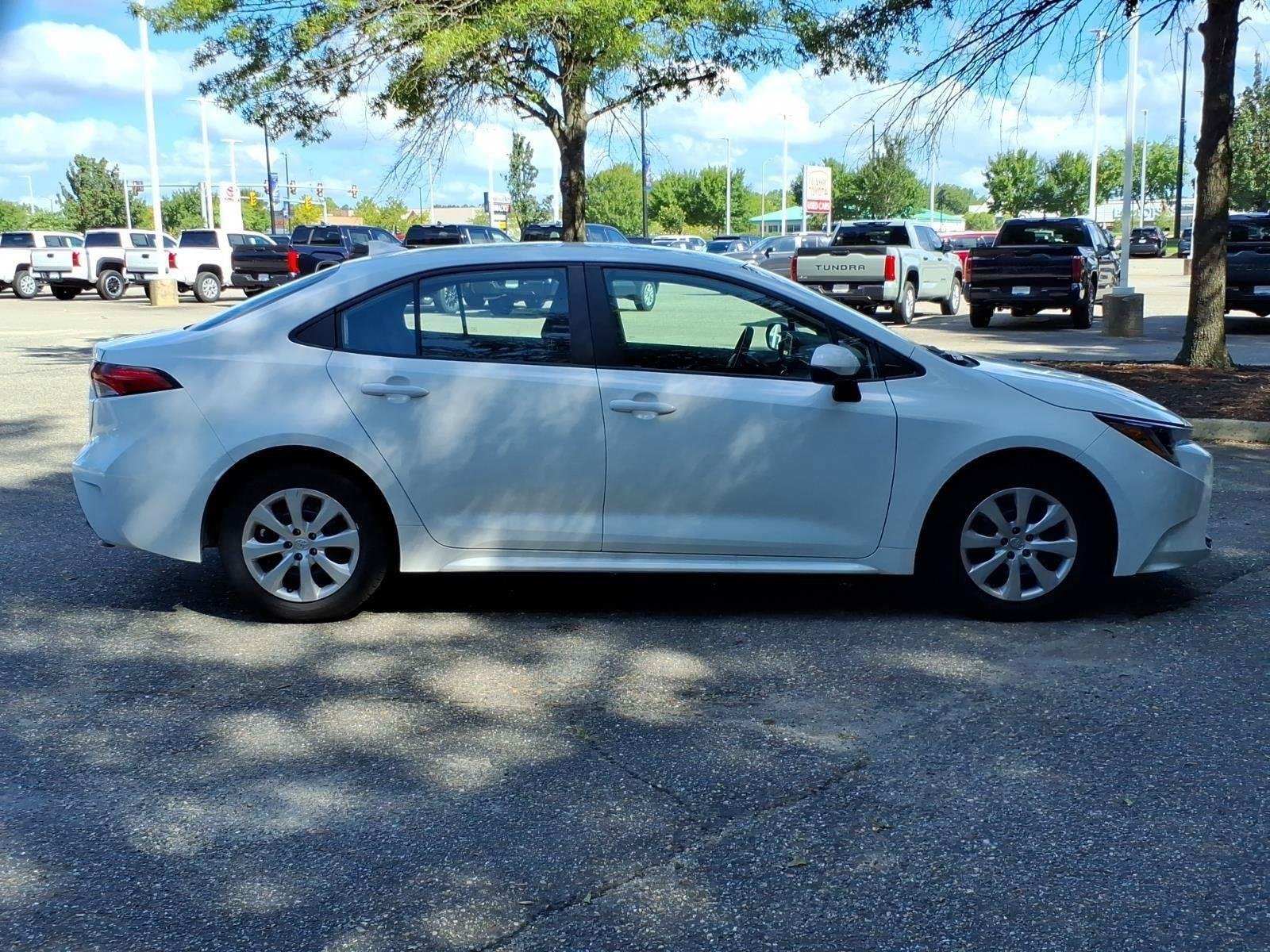 Used 2024  Toyota LE image 8