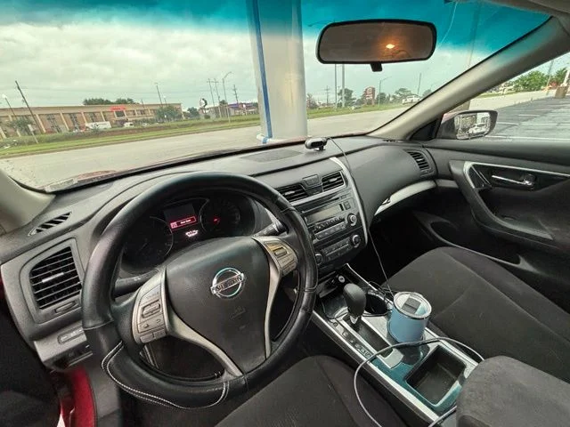 Used 2013 Red Nissan 2.5 S image 11