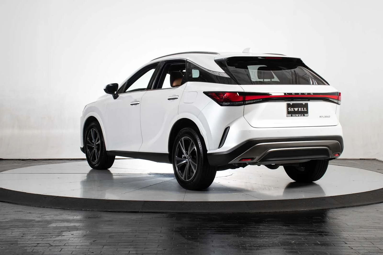 Certified Used 2025 Eminent White Pearl Lexus Premium image 4