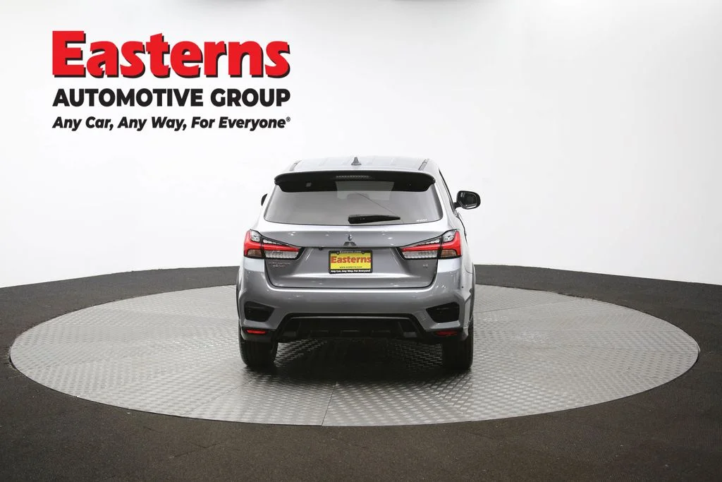 Used 2023 Gray Mitsubishi 2.0 SE image 35
