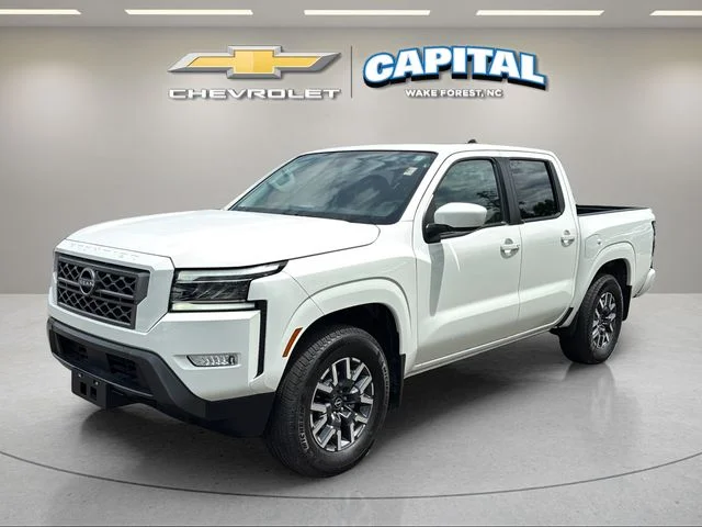 Used 2024 White Nissan SL image 9