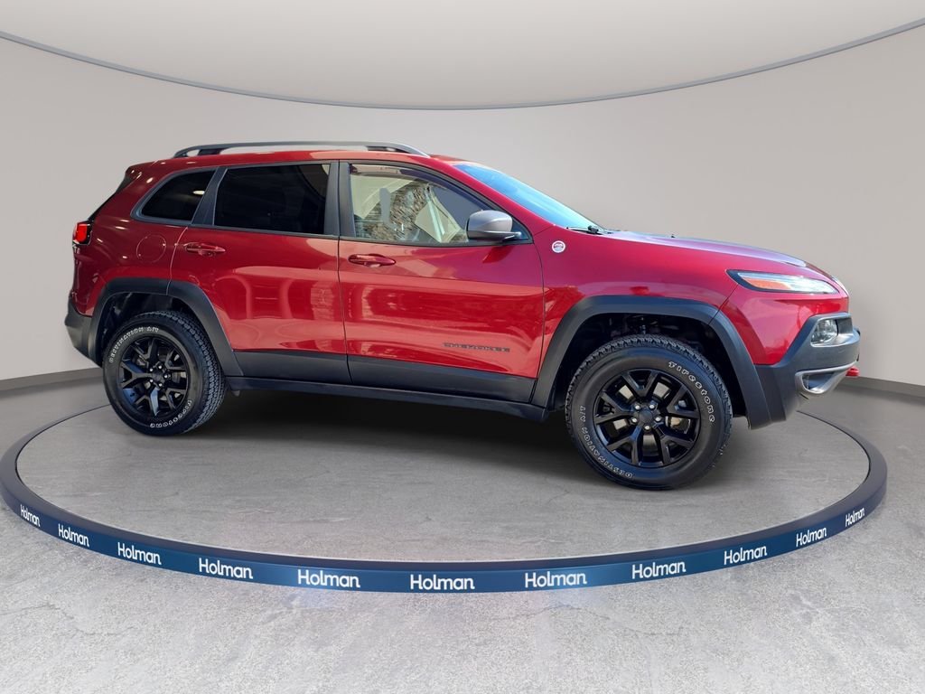 Used 2017 Red Jeep Trailhawk image 5