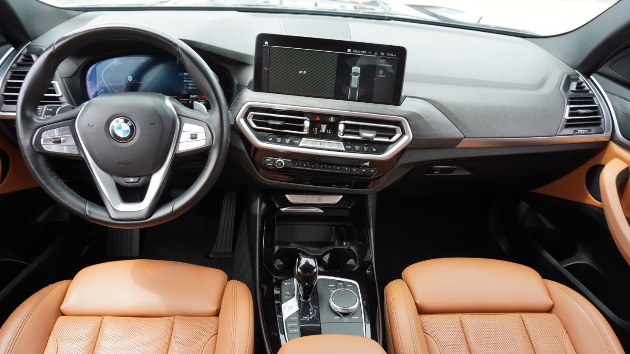 Used 2022 Gray BMW sDrive30i image 27