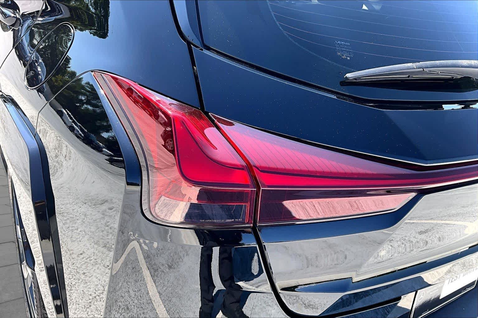 Used 2023 Obsidian Lexus Premium image 28