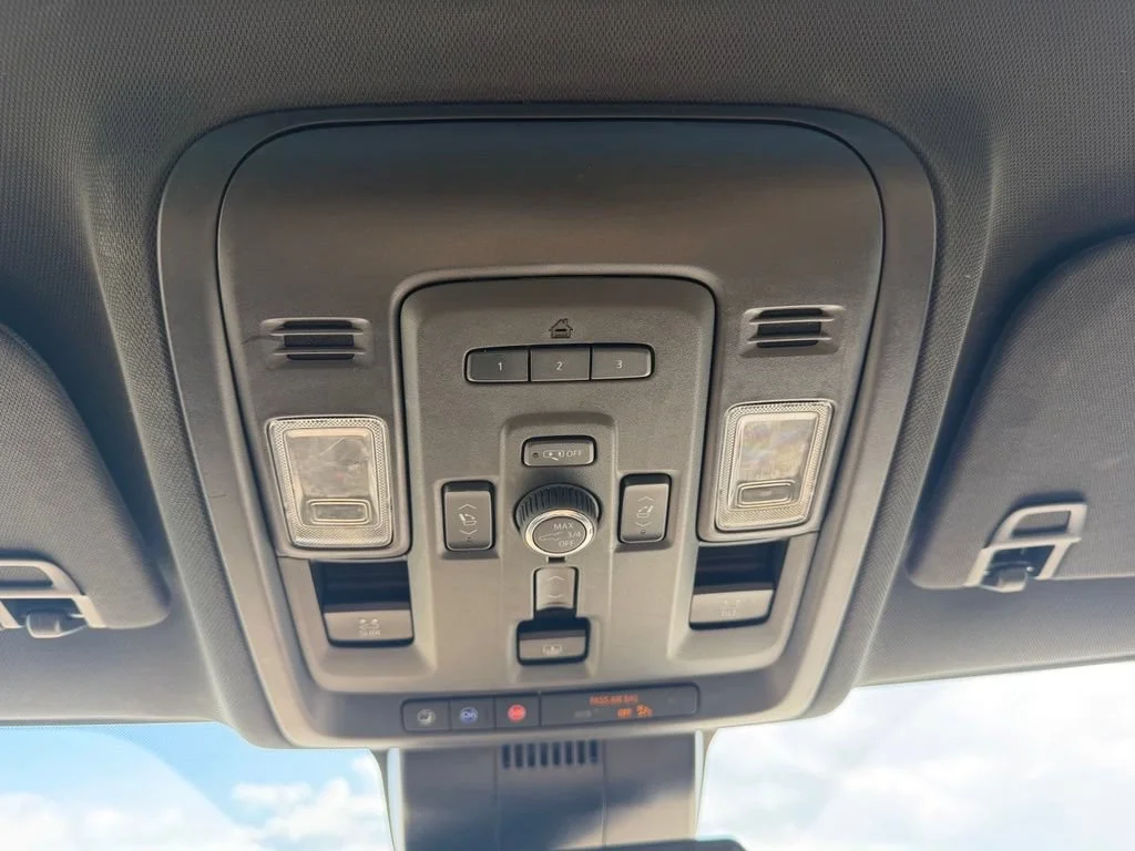 2023 Chevrolet Tahoe Premier - Photo 22