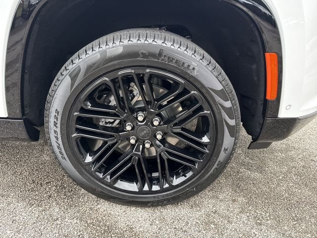 New 2026 White Jeep Limited Reserve image 13
