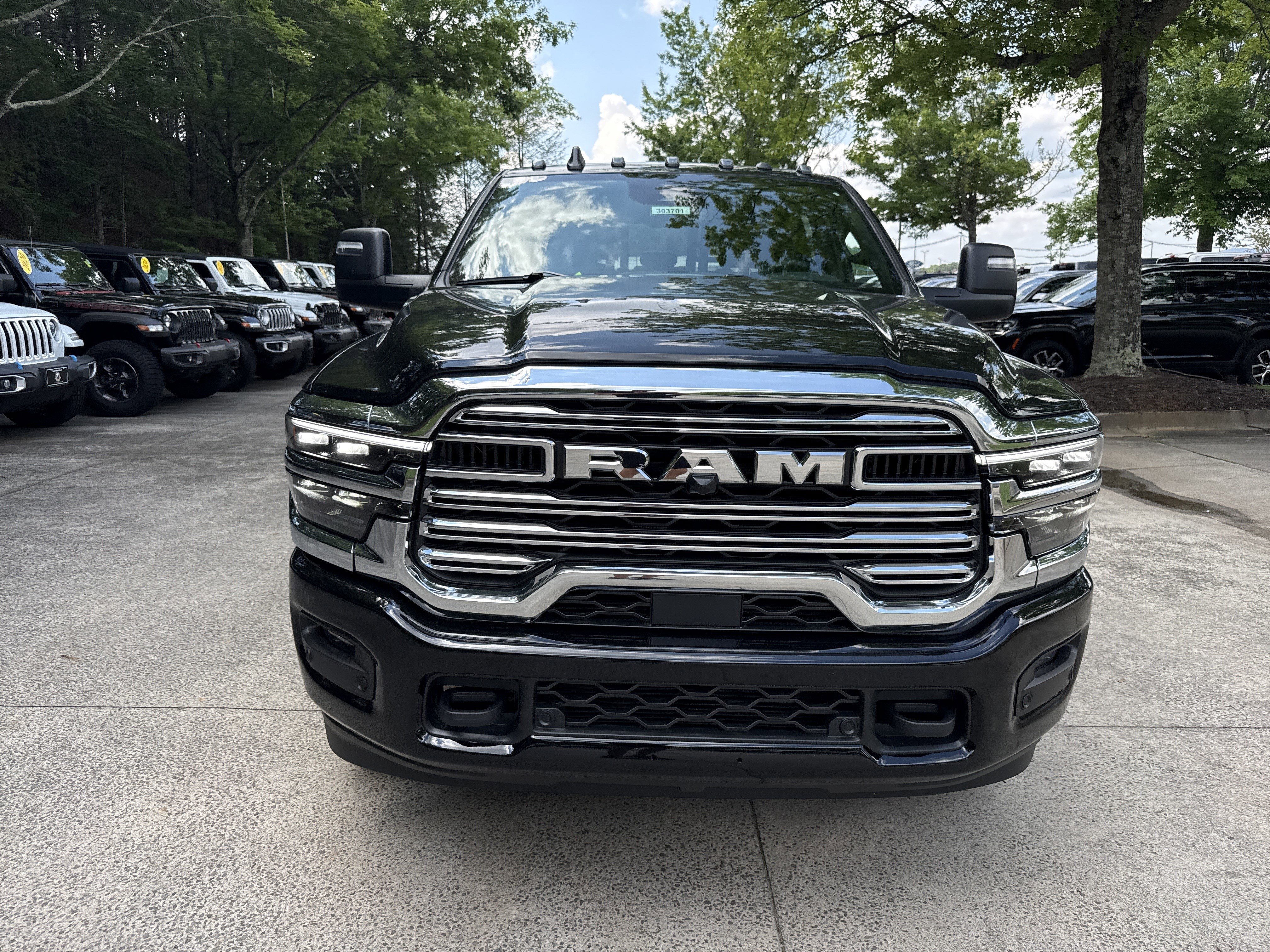 New 2026 Diamond Black Crystal Pearlcoat RAM Big Horn image 2