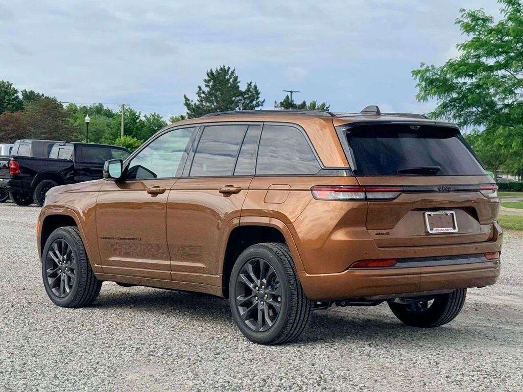 New 2026 Brown Jeep Limited Reserve image 9