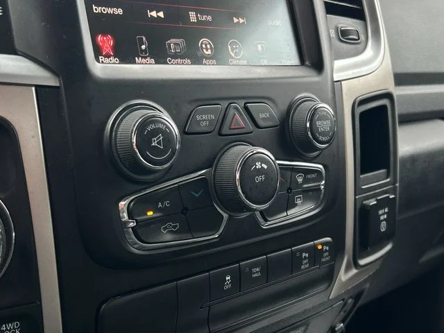 Used 2015 Black Ram Big Horn image 43