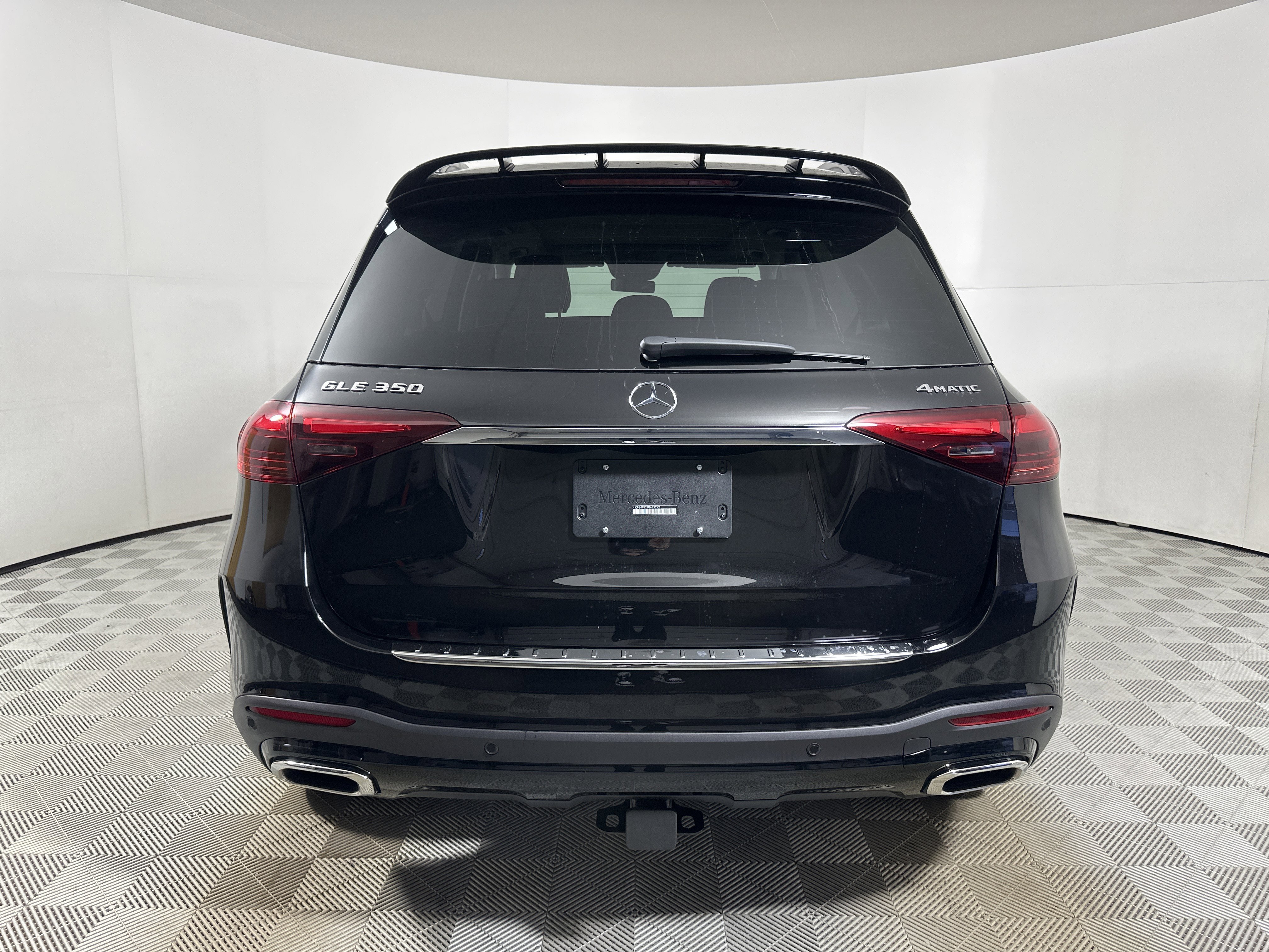 New 2026 OBSIDIAN BLACK METALLIC Mercedes-Benz GLE 350 image 6