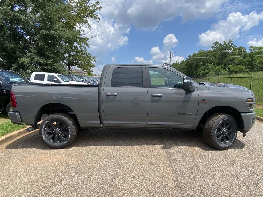 New 2026 Ceramic Gray Clear-Coat Exterior Paint RAM Laramie image 7