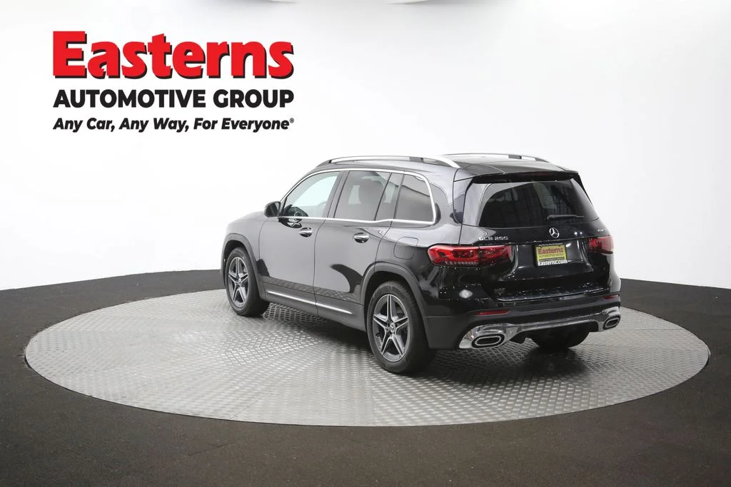 Used 2022 Black Mercedes-Benz GLB 250 image 64