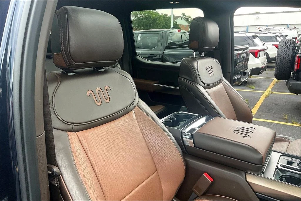 Used 2024 Blue Ford King Ranch image 6