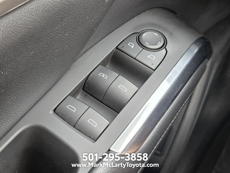 Used 2025 Summit White CHEVROLET FWD 4DR LT W/1LT image 25