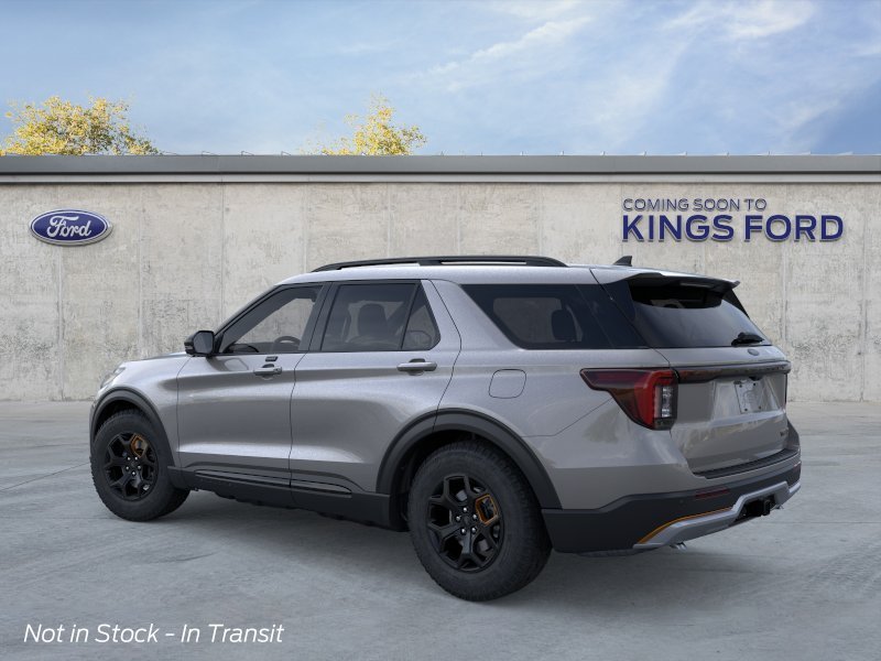 New 2026 Carbonized Gray Metallic Ford Tremor® image 4