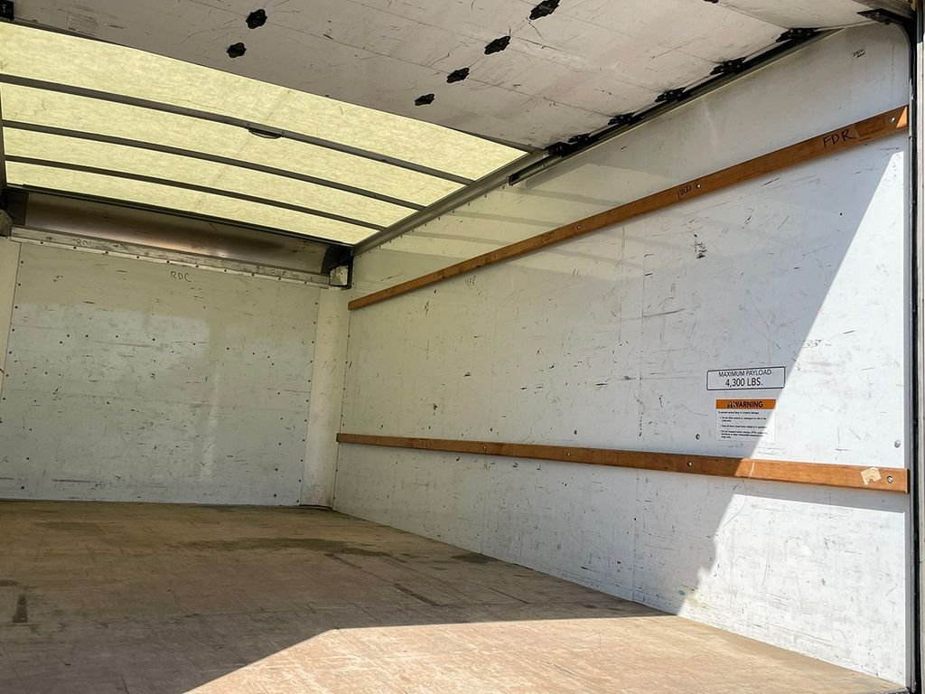 Used 2021  GMC Work Van image 13