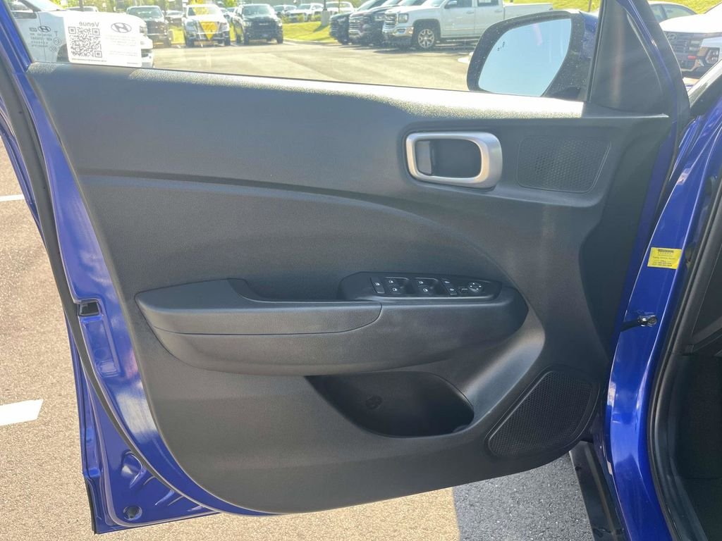 Used 2024 Blue Hyundai SEL image 15