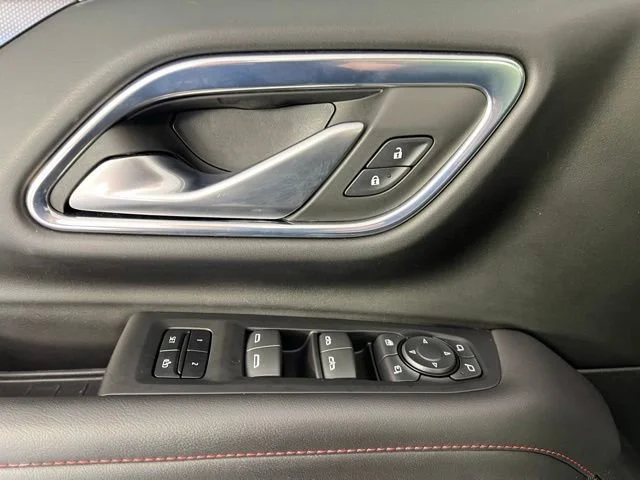 Used 2022 Empire Beige Metallic Chevrolet RST image 15