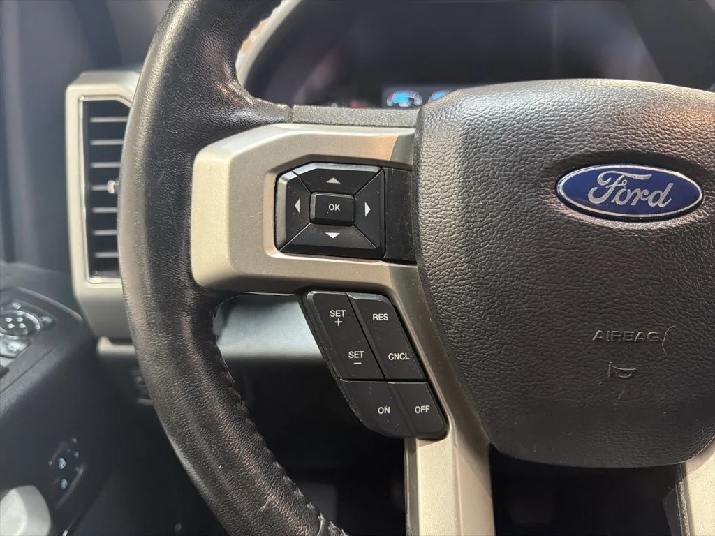 Used 2020 White Ford Lariat image 16