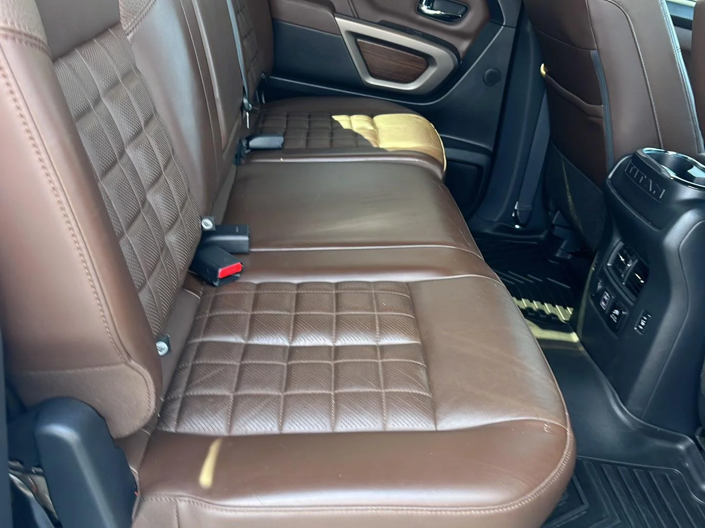 Used 2021 Pearl White Nissan Platinum Reserve image 27