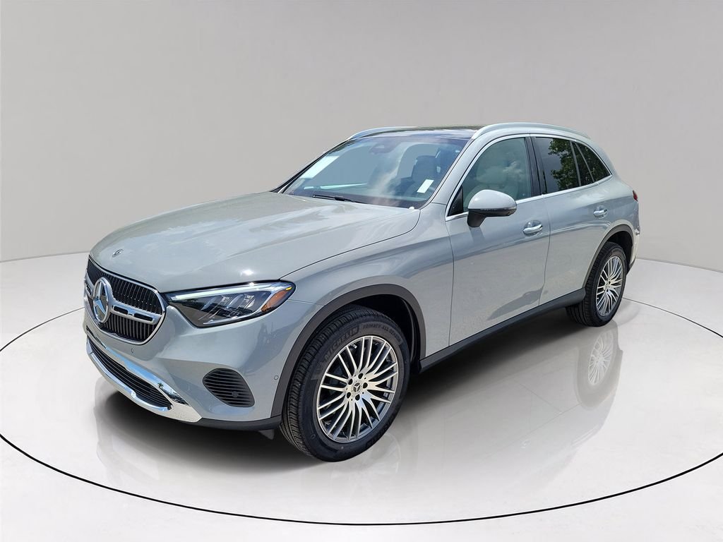 New 2027 MANUFAKTUR Alpine Grey Mercedes-Benz GLC 300 image 3