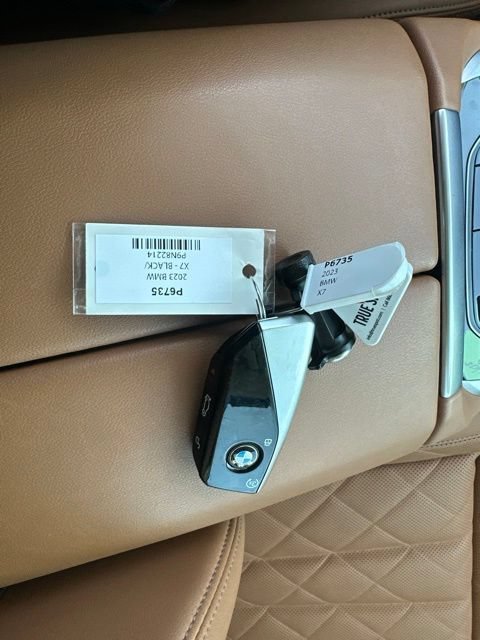 Used 2023 Black BMW xDrive40i image 9