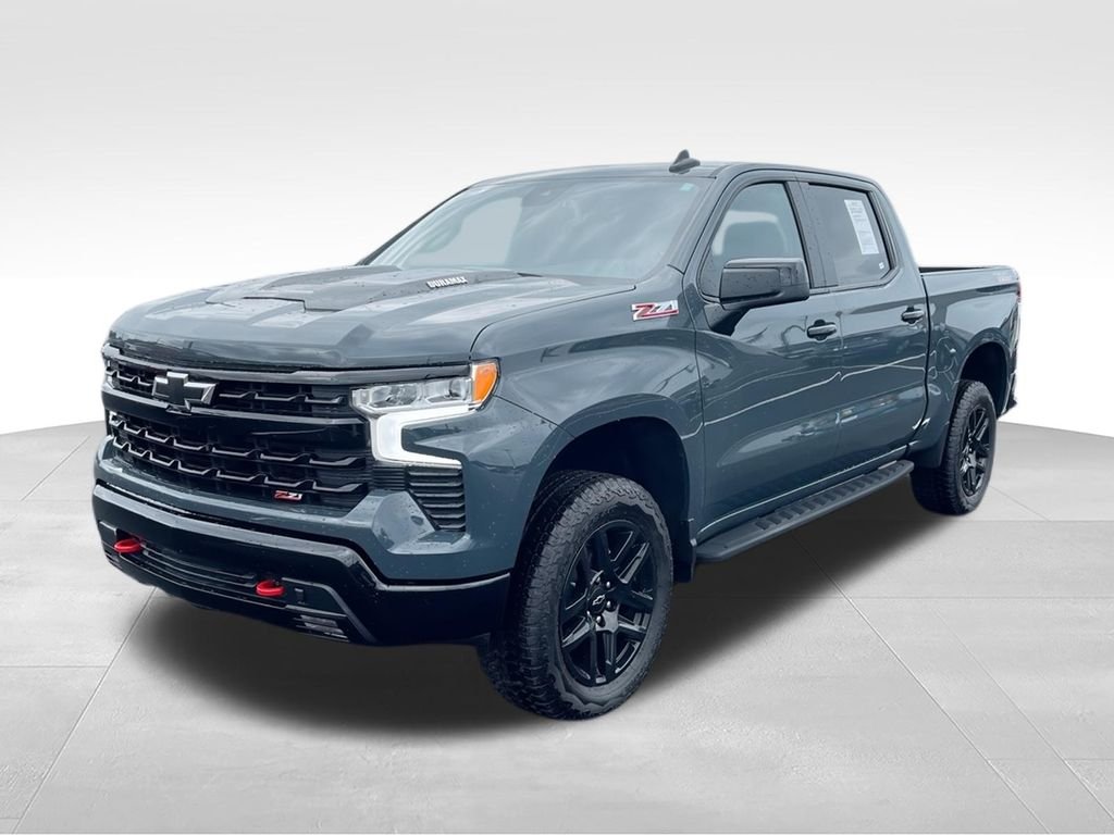 Used 2025 Gray Chevrolet LT Trail Boss image 4