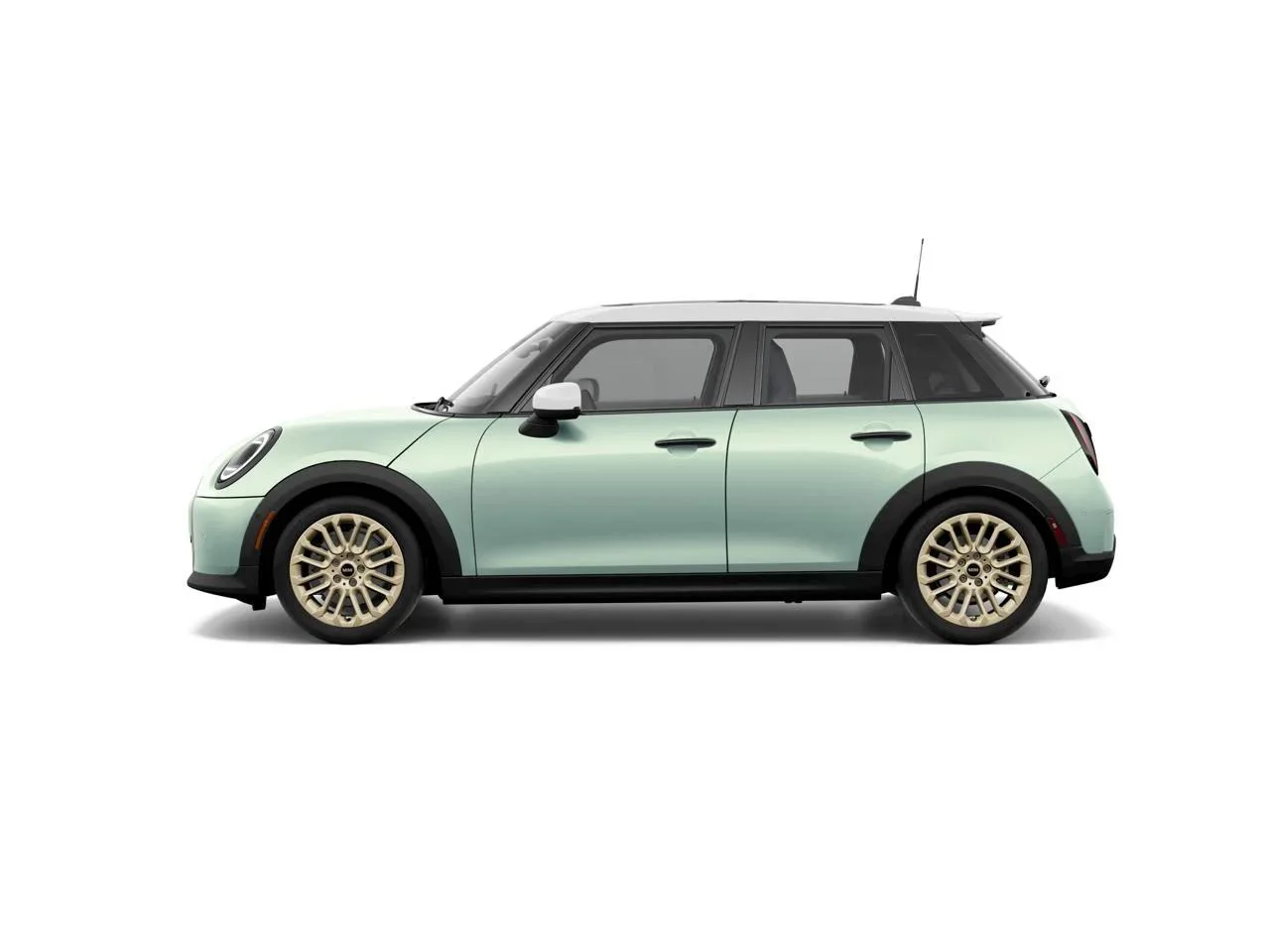 New 2026 Green MINI Signature Plus image 4