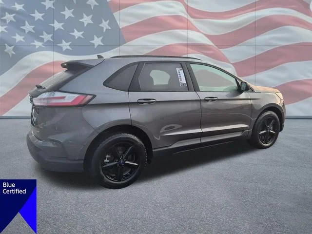 Used 2022 Gray Ford SE image 3