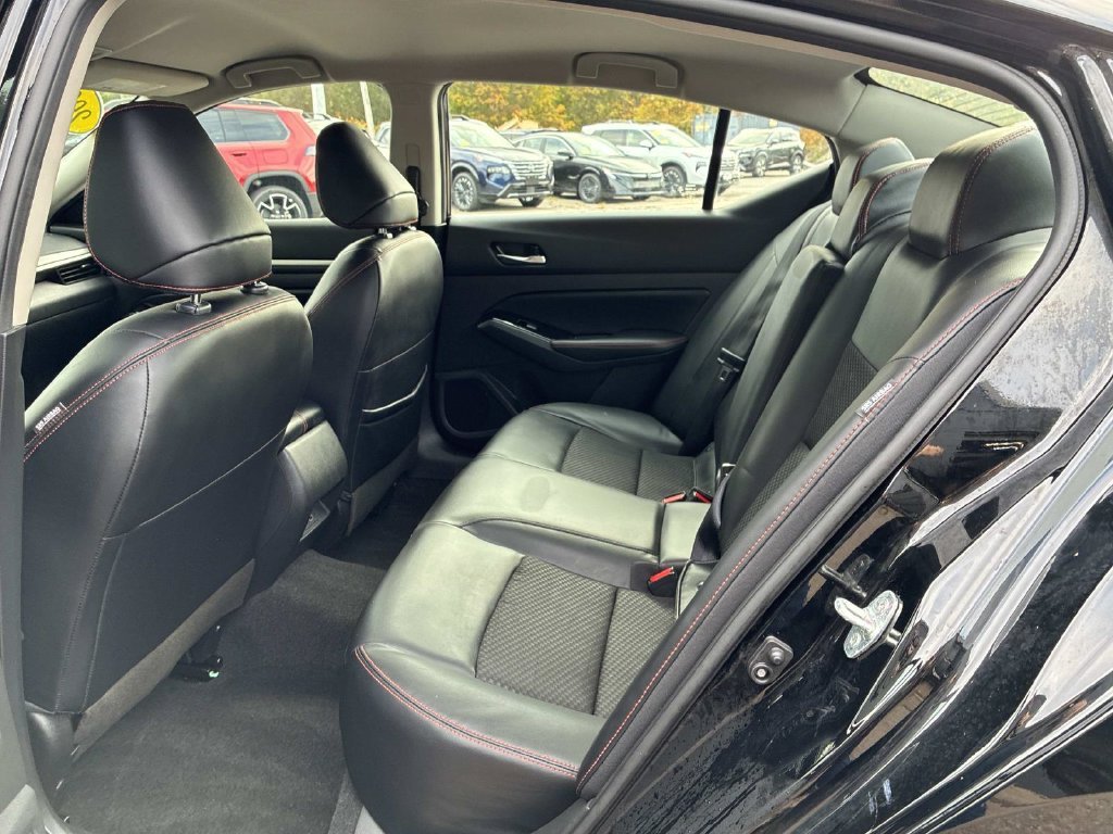 Used 2024 Black Nissan 2.5 SR image 15