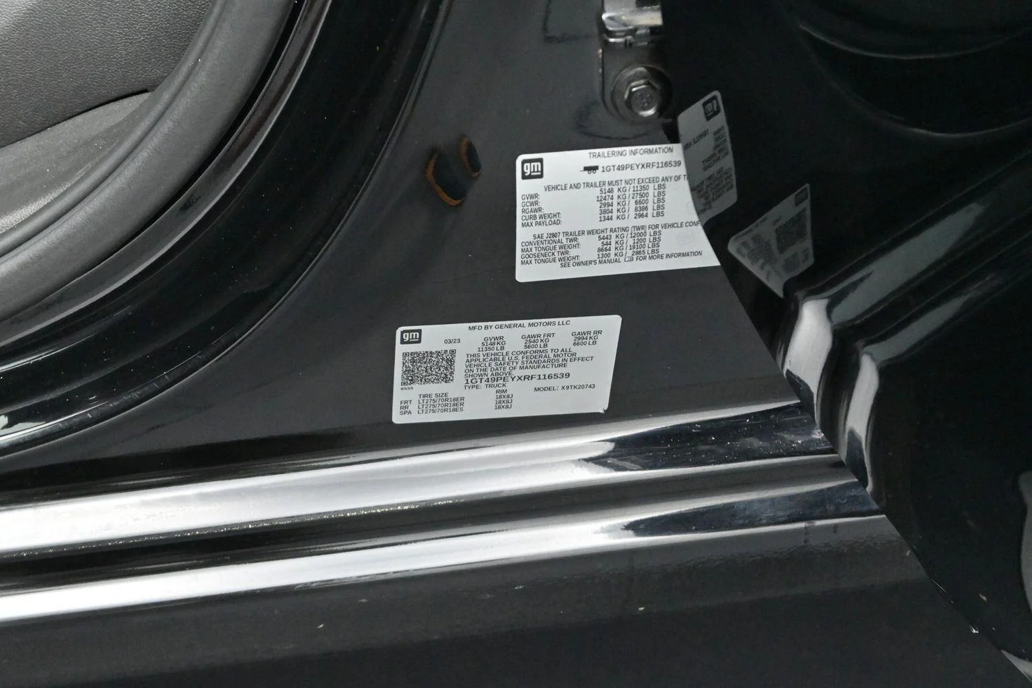 Used 2024 Onyx Black GMC AT4 image 39