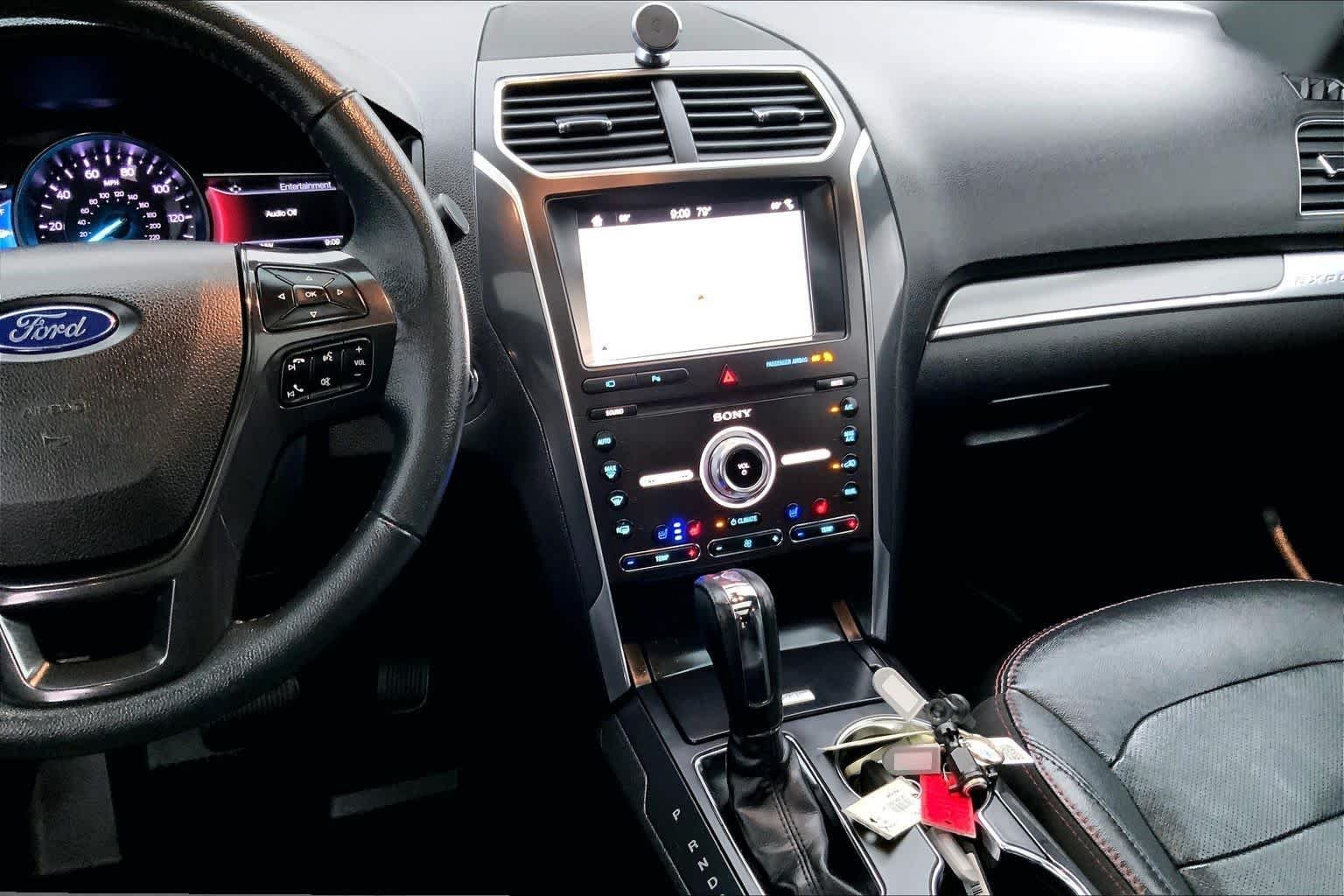 Used 2019 Magnetic Metallic Ford Sport image 7