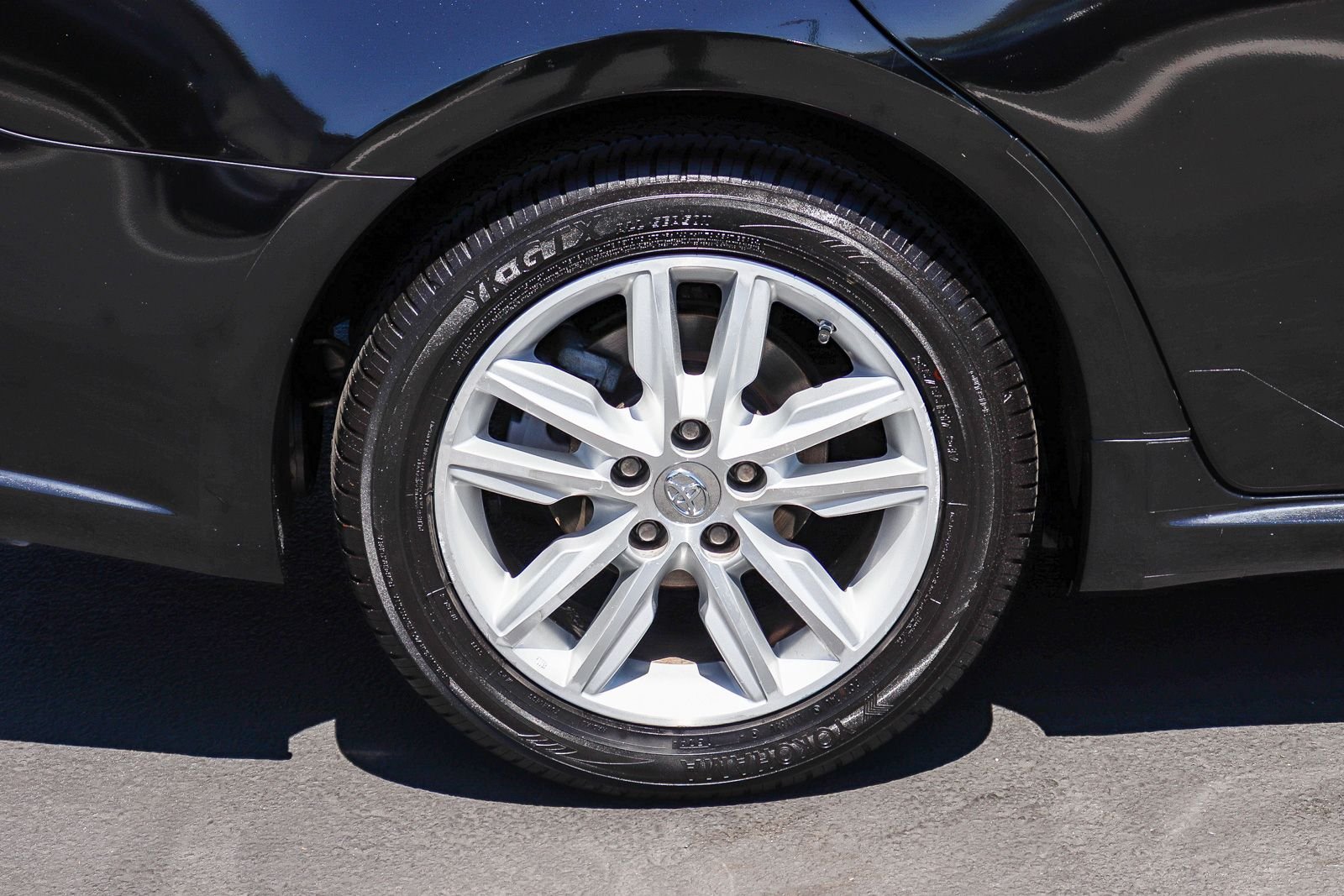 Used 2015 Attitude Black Toyota XLE image 9