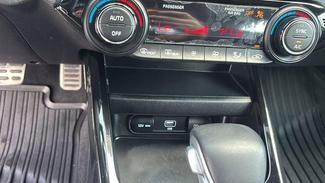 2023 Kia Forte GT-Line - Photo 22
