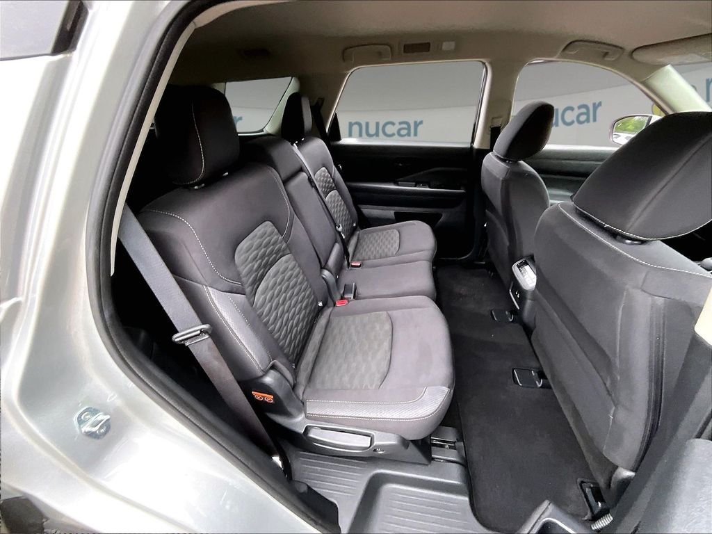 Used 2024 Silver Nissan SV image 16