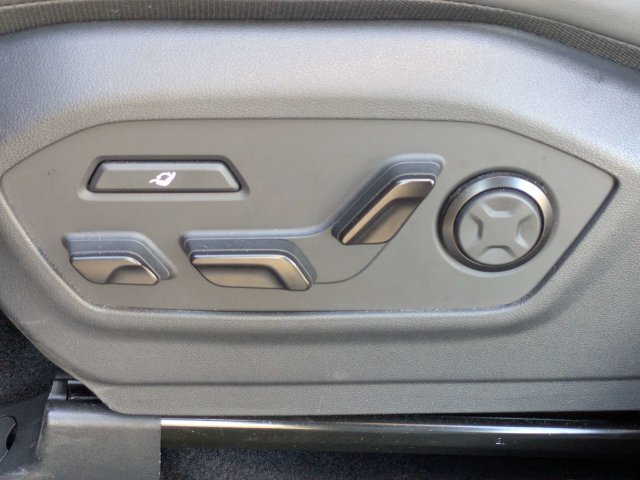 Certified Used 2025 Red Hyundai Calligraphy image 21