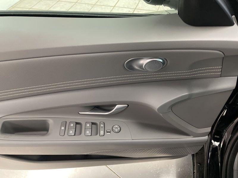 New 2026 Black Hyundai SEL Sport image 19
