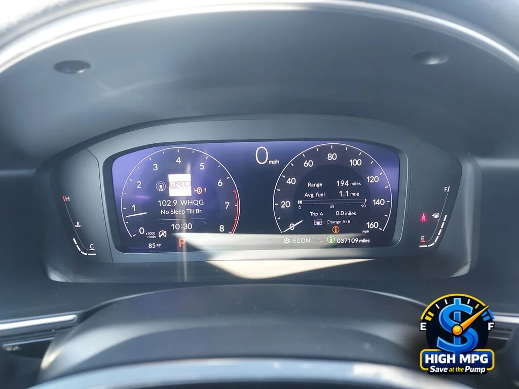 Certified Used 2022 Lunar Silver Metallic Honda TOURING image 27