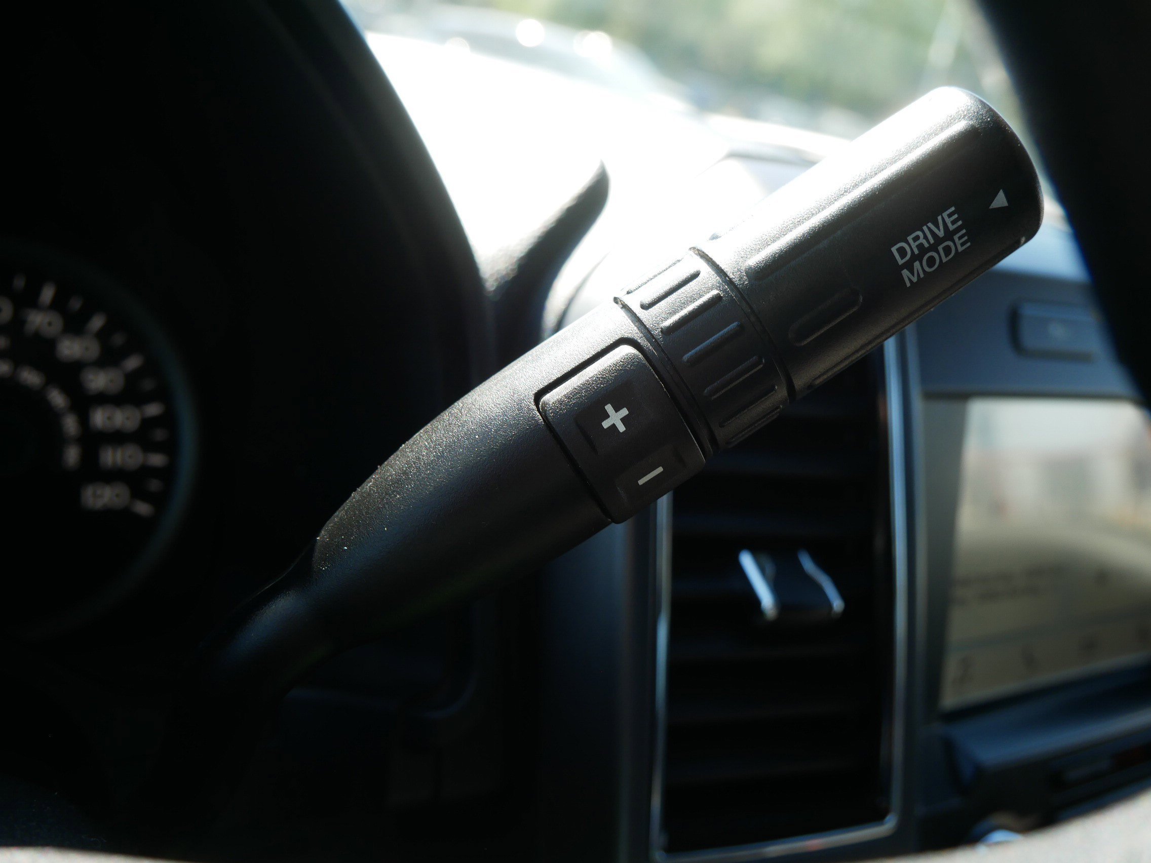 Used 2019 White Ford XLTV8 image 21