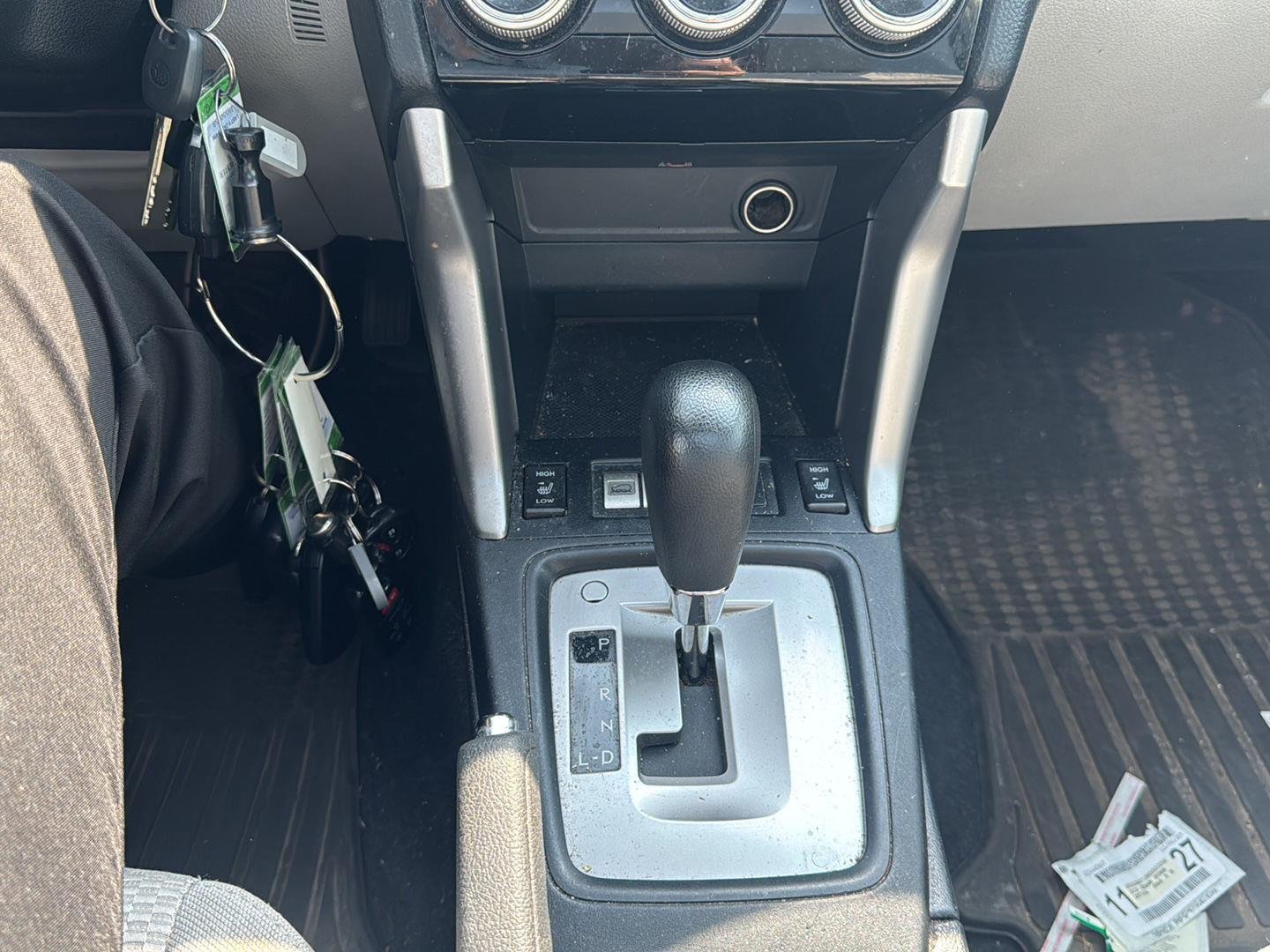Used 2018 Quartz Blue Pearl Subaru Premium image 11