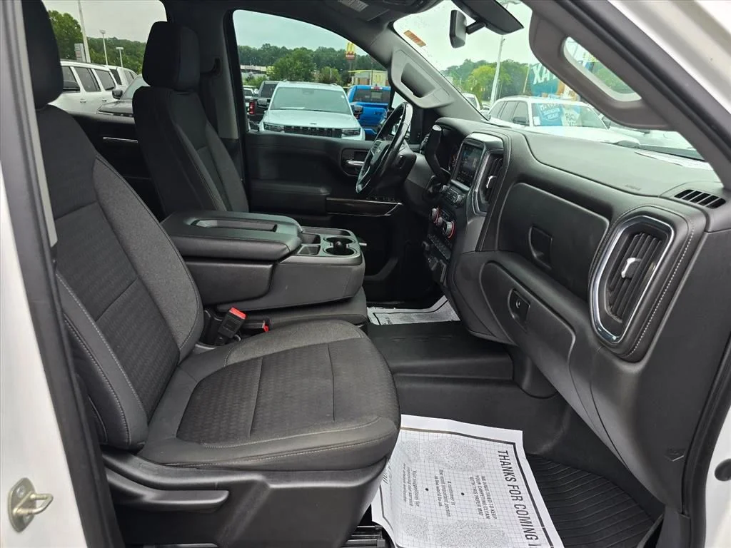 Used 2020 White Chevrolet LT image 14
