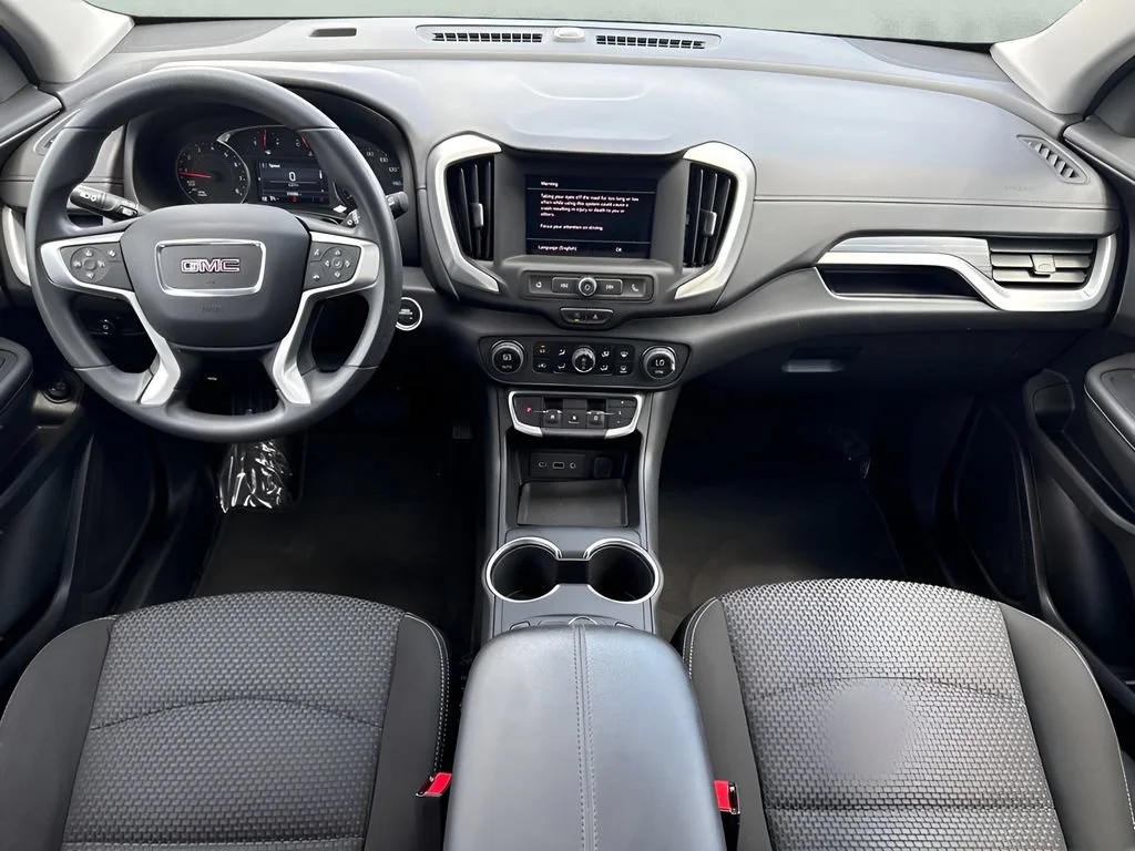 Used 2024 Sterling Metallic GMC SLE image 14