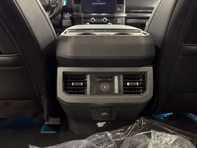 New 2026 Oxford White Ford F-350® Lariat® image 40