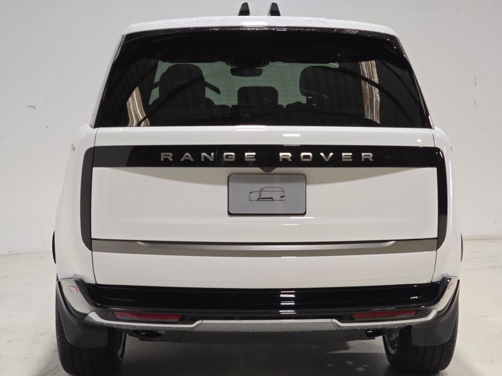 New 2026 Fuji White Land Rover SE image 6