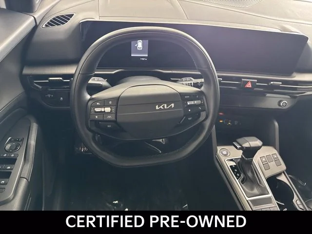 Used 2026 White Kia X-Line image 29