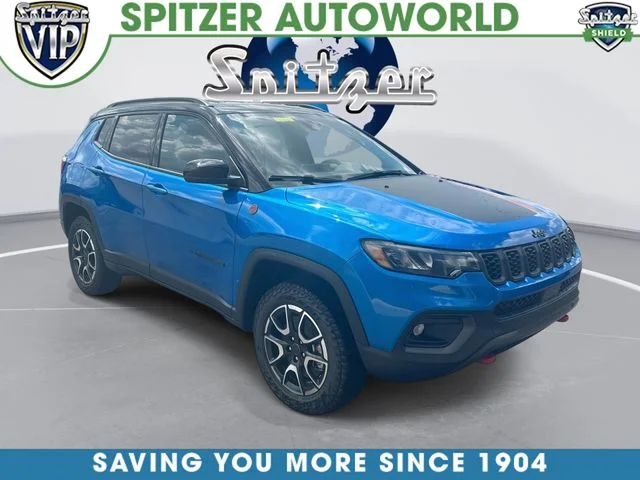 New 2026 Hydro Blue Pearl-Coat Exterior Paint Jeep Trailhawk image 1