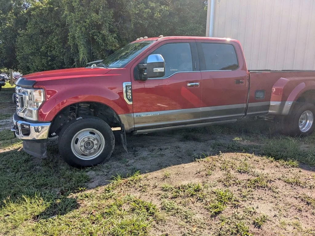 Used 2021 Red Ford King Ranch image 7