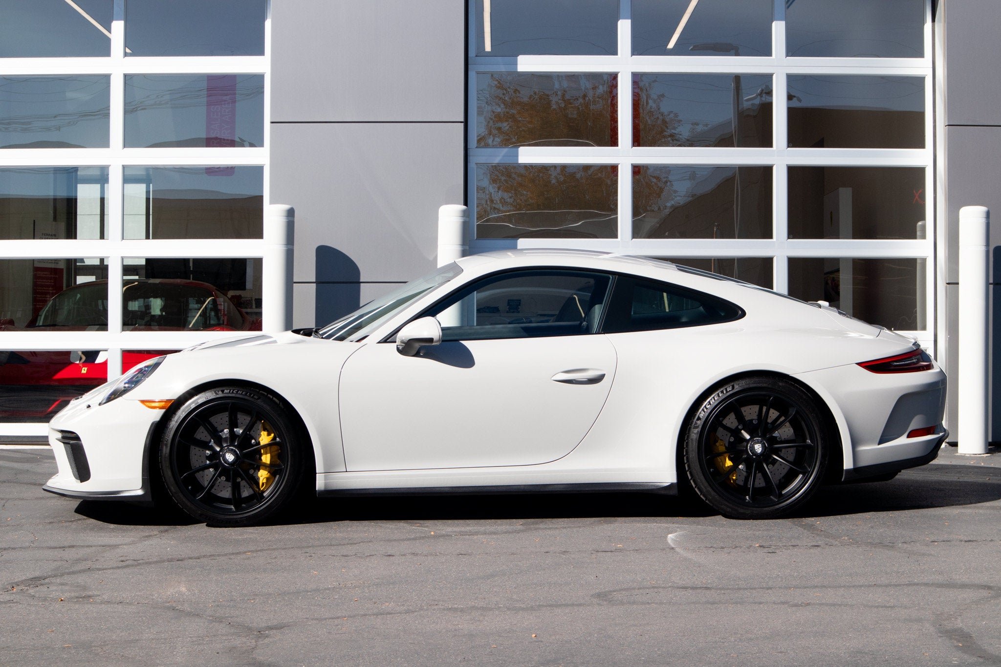 Used 2019 Chalk Porsche  image 2
