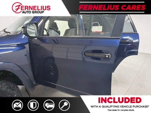 Used 2021 Blue Toyota SR5 image 12