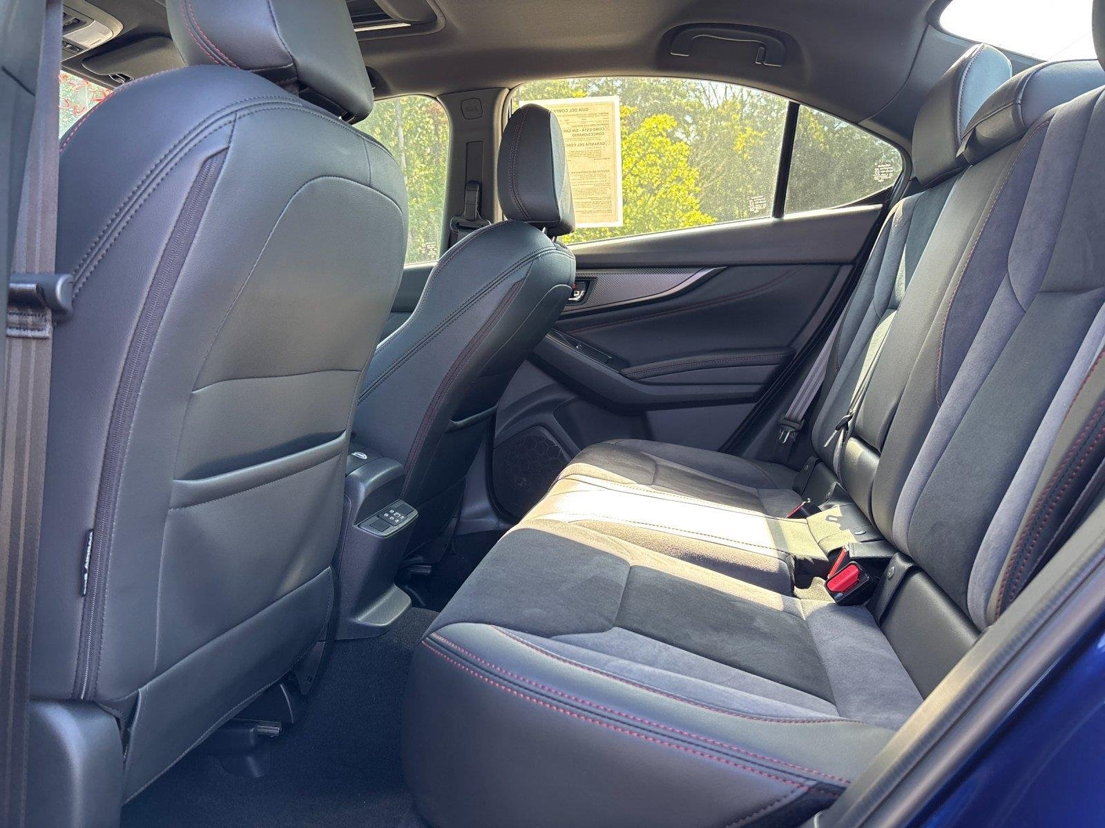Used 2024 Sapphire Blue Pearl Subaru Limited image 33